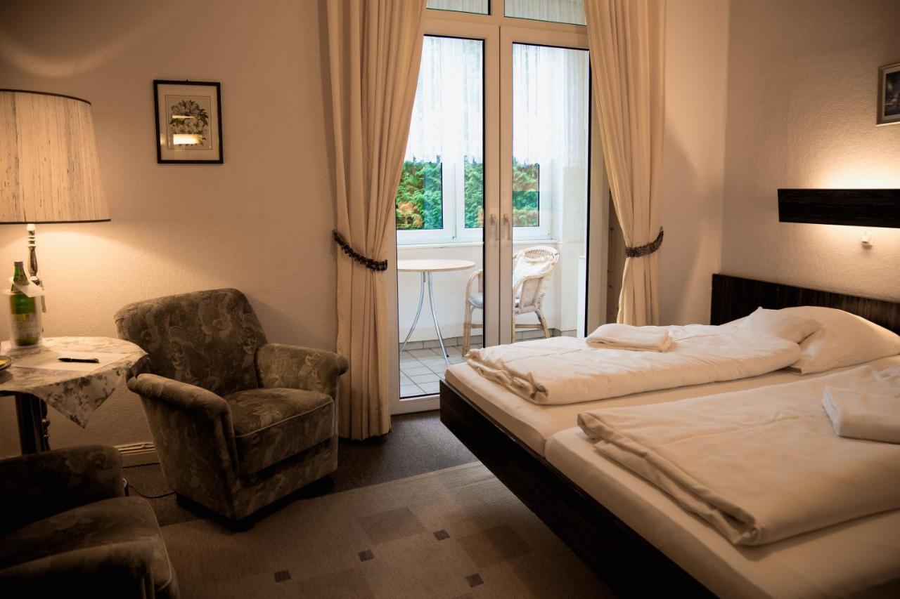 Haus Mecklenburg Hotel Pension Бад-Зальцуфлен Екстер'єр фото