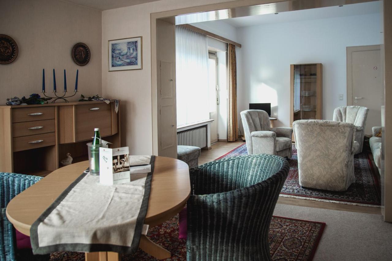 Haus Mecklenburg Hotel Pension Бад-Зальцуфлен Екстер'єр фото